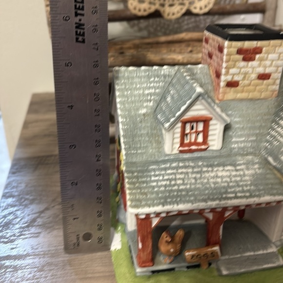 PRE OWNED PartyLite FarmHouse TeaLight Candle Holder Eggs for Sale Chicken - Picture 10 of 13